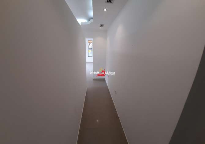 Ambjent biznesi me qera 3+1 ne Tirane - 800 Euro