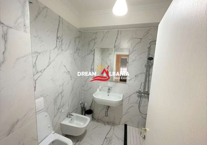 Shtepi me qera Apartament ne Tirane, 2+1, Mobilimi E mobiluar, Pagesa 800  Euro.