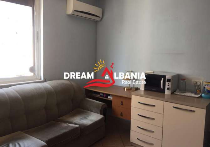 Shtepi ne shitje Apartament ne Tirane, 2+1, Mobilimi E mobiluar, Pagesa 85,000  Euro.