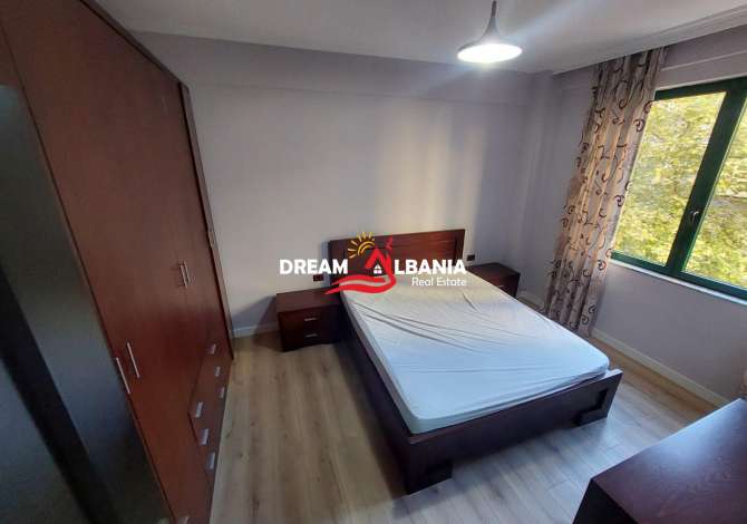 Shtepi ne shitje Apartament ne Tirane, 2+1, Mobilimi E mobiluar, Pagesa 210,000  Euro.