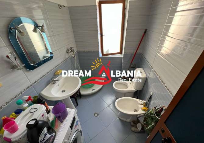 Shtepi ne shitje Apartament ne Tirane, 2+1, Mobilimi E mobiluar, Pagesa 99,000  Euro.