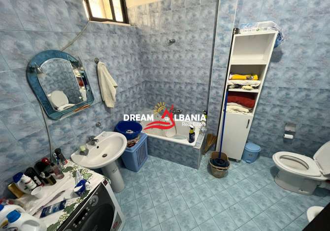 Shtepi ne shitje Apartament ne Tirane, 2+1, Mobilimi E mobiluar, Pagesa 125,000  Euro.