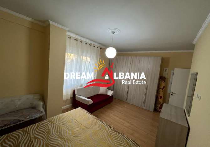 Shtepi me qera Apartament ne Tirane, 2+1, Mobilimi E mobiluar, Pagesa 700  Euro.