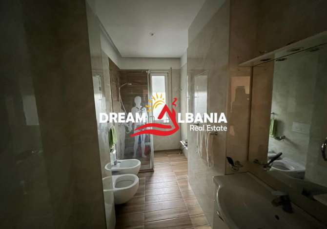 Shtepi me qera Apartament ne Tirane, 2+1, Mobilimi E mobiluar, Pagesa 700  Euro.