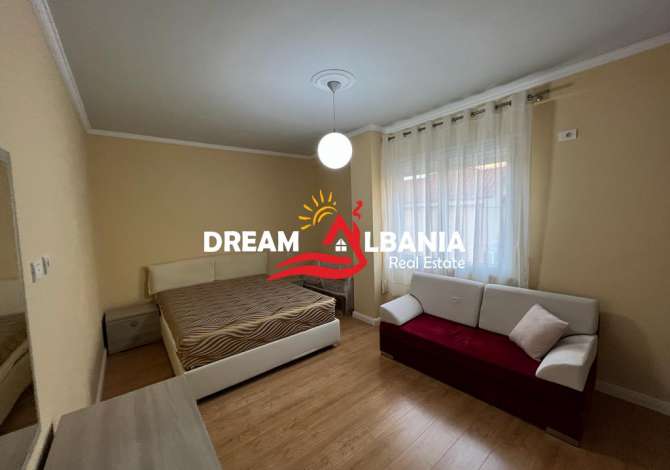 Shtepi me qera Apartament ne Tirane, 2+1, Mobilimi E mobiluar, Pagesa 700  Euro.