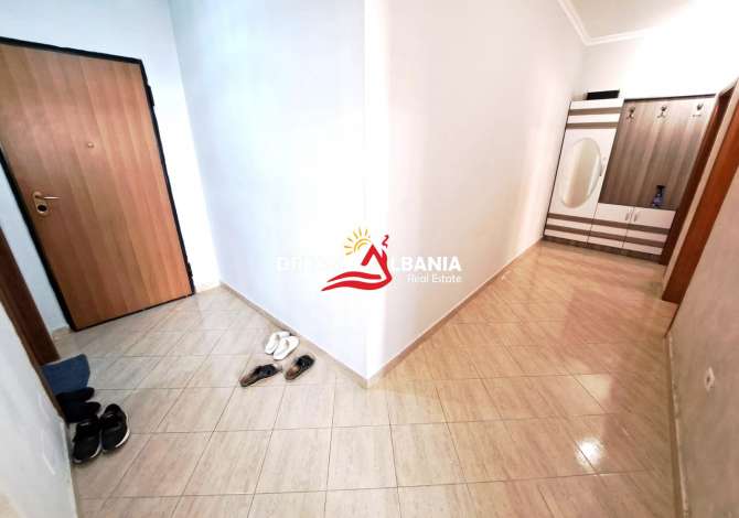 Shtepi ne shitje Apartament ne Tirane, 2+1, Mobilimi E mobiluar, Pagesa 95,000  Euro.