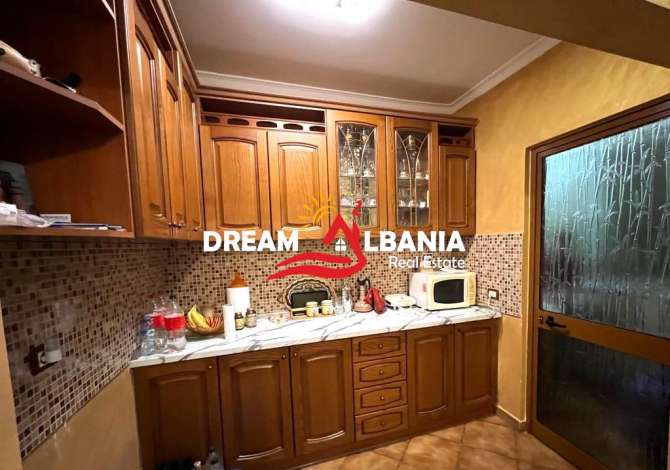 Shtepi ne shitje 1+1 ne Tirane - 80,000 Euro
