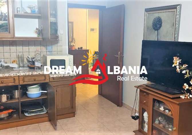 Shtepi me qera 2+1 ne Tirane - 590 Euro