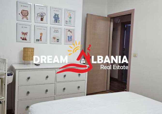 Shtepi ne shitje Apartament ne Tirane, 3+1, Mobilimi E mobiluar, Pagesa 190,000  Euro.