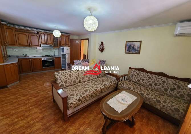 Shtepi me qera Apartament ne Tirane, 2+1, Mobilimi E mobiluar, Pagesa 450  Euro.