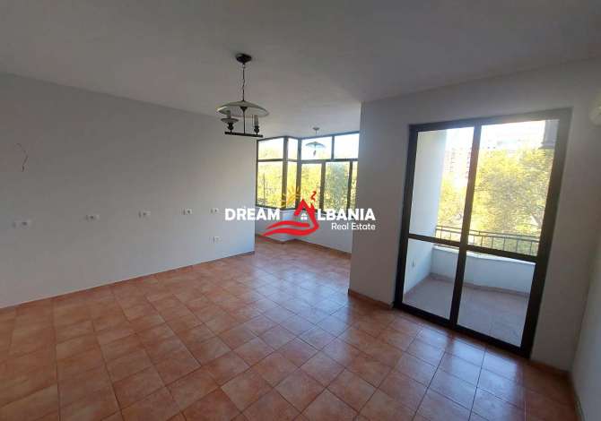 Shtepi ne shitje 1+1 ne Tirane - 150,000 Euro