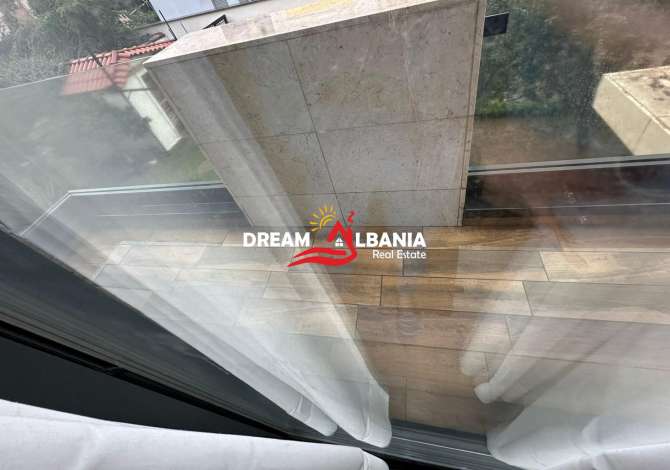 Shtepi me qera Apartament ne Tirane, 3+1, Mobilimi E mobiluar, Pagesa 1,200  Euro.