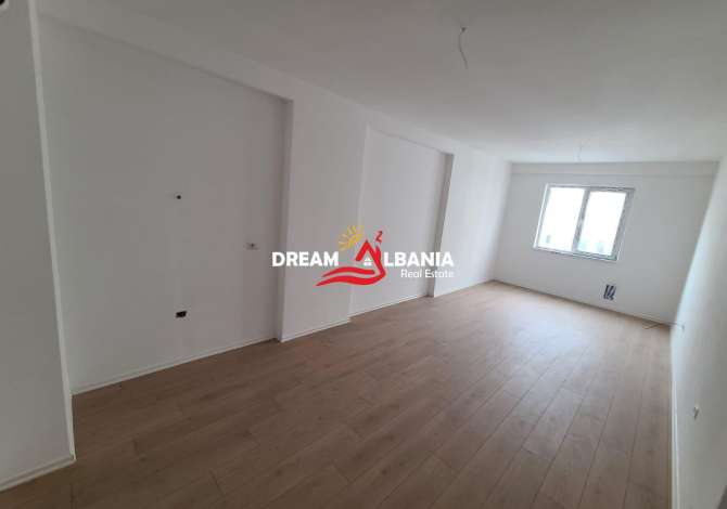Shtepi ne shitje Apartament ne Tirane, 2+1, Mobilimi Bosh, pa mobiluar, Pagesa 125,120  Euro.