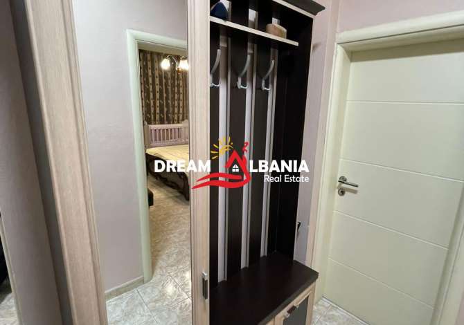 Shtepi ne shitje Apartament ne Tirane, 2+1, Mobilimi E mobiluar, Pagesa 160,000  Euro.