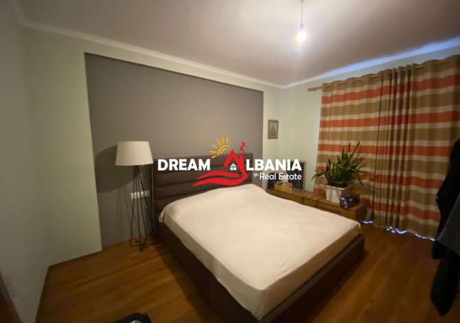 Shtepi me qera Apartament ne Tirane, 2+1, Mobilimi E mobiluar, Pagesa 480  Euro.