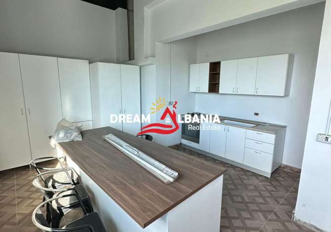 Godine 3 kateshe kapanon ne shitje ne Vore prane Autostrades Tirane-Durres (ID 4181071 ).