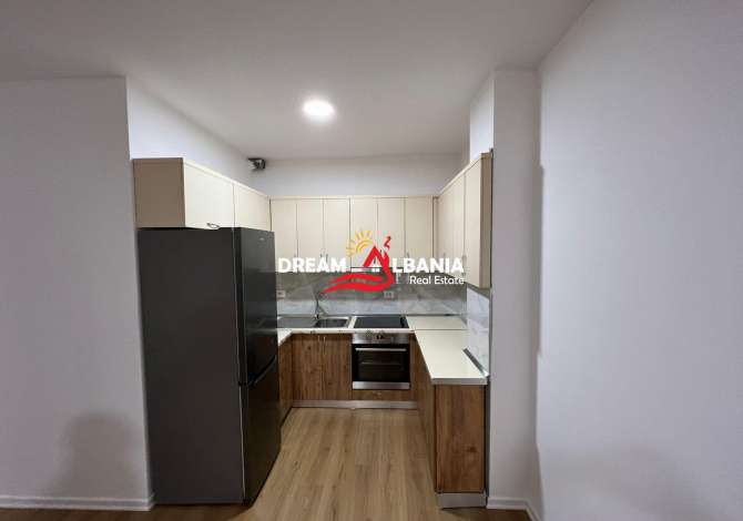 Shtepi ne shitje Apartament ne Tirane, 1+1, Mobilimi Bosh, pa mobiluar, Pagesa 133,000  Euro.