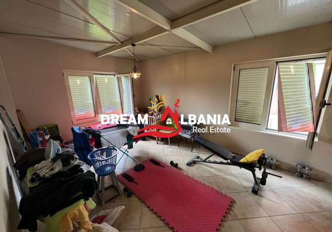 Shtepi ne shitje Apartament ne Tirane, 4+1, Mobilimi E mobiluar, Pagesa 193,000  Euro.