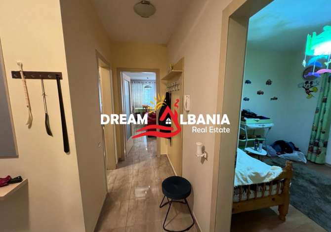 Shtepi ne shitje Apartament ne Tirane, 4+1, Mobilimi E mobiluar, Pagesa 193,000  Euro.