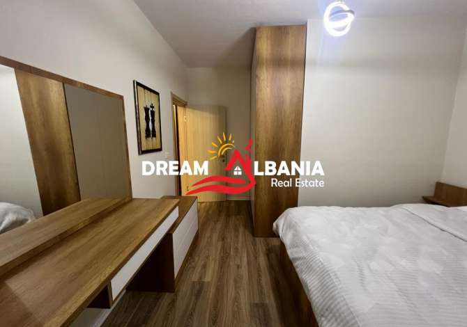 Shtepi ne shitje Apartament ne Tirane, 2+1, Mobilimi E mobiluar, Pagesa 160,000  Euro.
