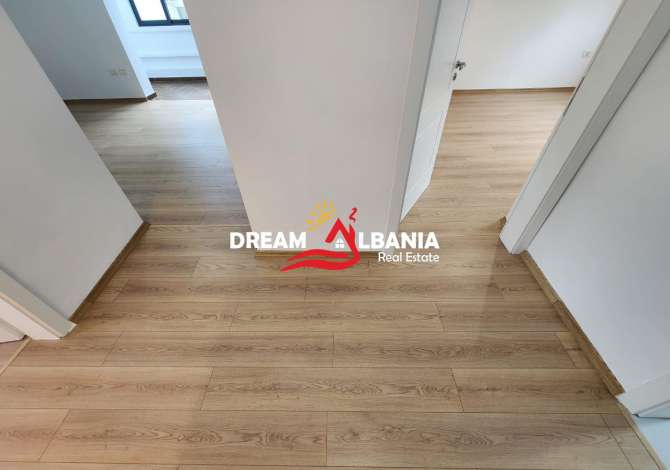 Shtepi ne shitje Apartament ne Tirane, 2+1, Mobilimi Bosh, pa mobiluar, Pagesa 150,000  Euro.