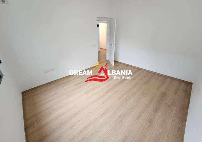 Shtepi ne shitje Apartament ne Tirane, 2+1, Mobilimi Bosh, pa mobiluar, Pagesa 150,000  Euro.