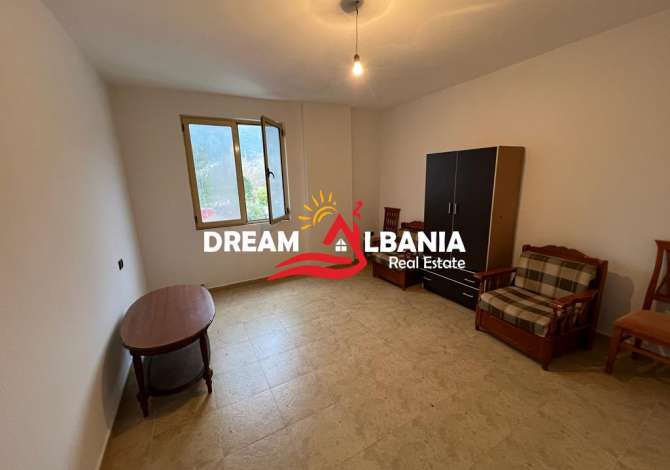 Shtepi ne shitje Apartament ne Tirane, 2+1, Mobilimi Bosh, pa mobiluar, Pagesa 99,000  Euro.