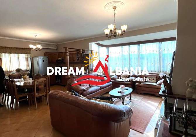 Shtepi ne shitje Apartament ne Tirane, 2+1, Mobilimi E mobiluar, Pagesa 175,000  Euro.