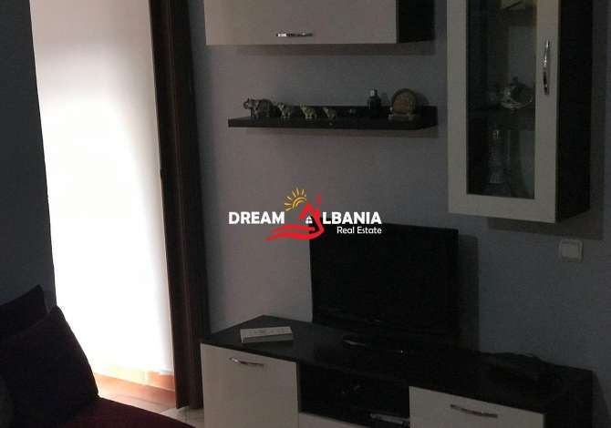 Shtepi ne shitje Apartament ne Tirane, 1+1, Mobilimi E mobiluar, Pagesa 75,000  Euro.