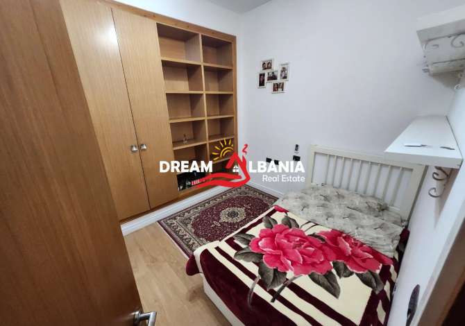 Shtepi ne shitje Apartament ne Tirane, 2+1, Mobilimi E mobiluar, Pagesa 170,000  Euro.