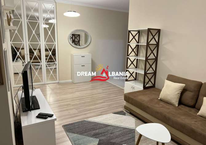 Shtepi me qera 1+1 ne Tirane - 590 Euro