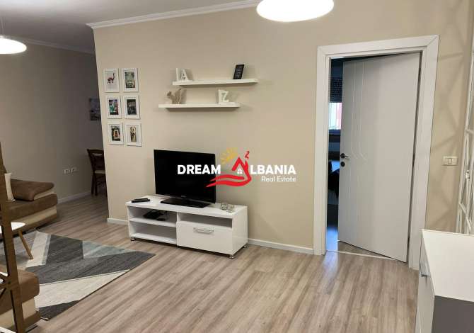 Shtepi me qera Apartament ne Tirane, 1+1, Mobilimi E mobiluar, Pagesa 590  Euro.