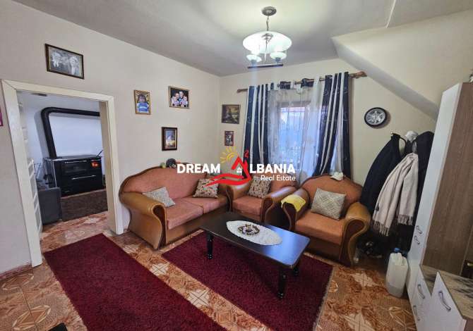 Shtepi ne shitje 4+1 ne Tirane - 220,000 Euro