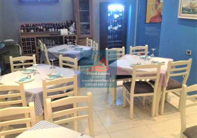 Ambient biznesi me qera 2+1 ne Tirane - 600 Euro