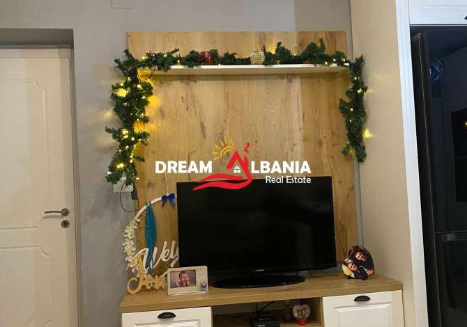 Shtepi ne shitje Apartament ne Tirane, 2+1, Mobilimi E mobiluar, Pagesa 135,000  Euro.