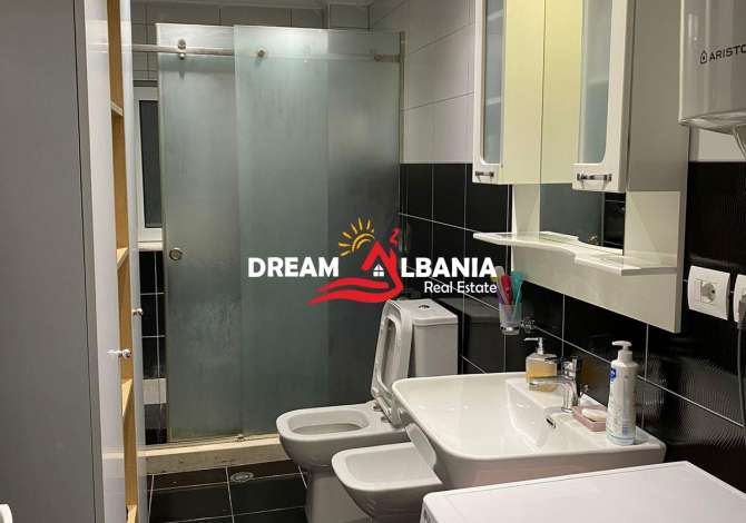 Shtepi ne shitje Apartament ne Tirane, 2+1, Mobilimi E mobiluar, Pagesa 135,000  Euro.