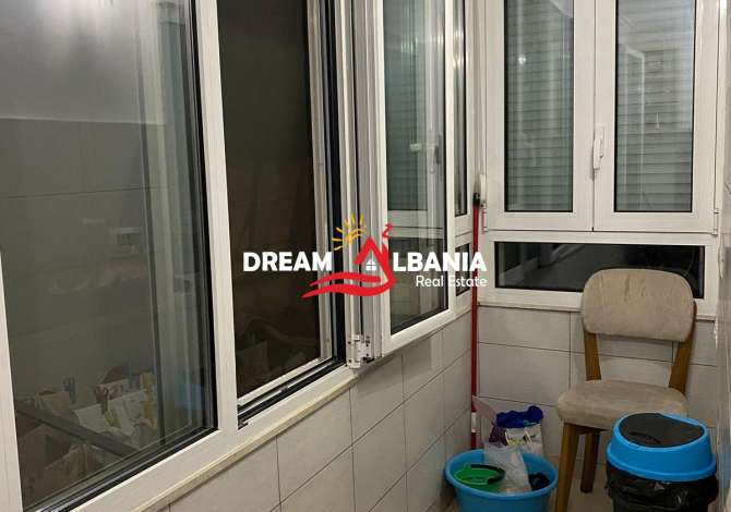 Shtepi ne shitje Apartament ne Tirane, 2+1, Mobilimi E mobiluar, Pagesa 135,000  Euro.
