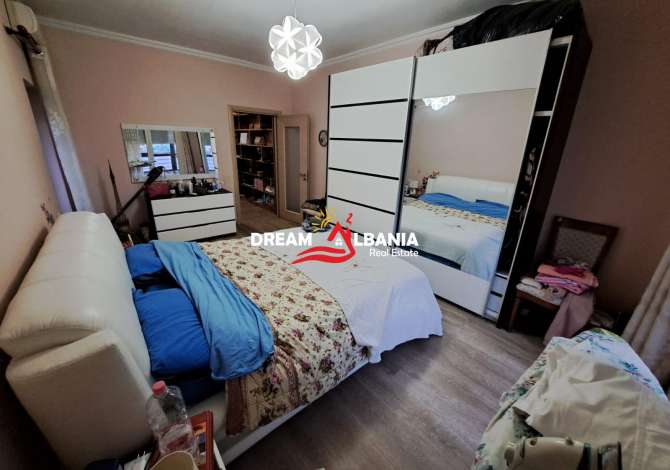 Shtepi ne shitje Apartament ne Tirane, 1+1, Mobilimi E mobiluar, Pagesa 130,000  Euro.