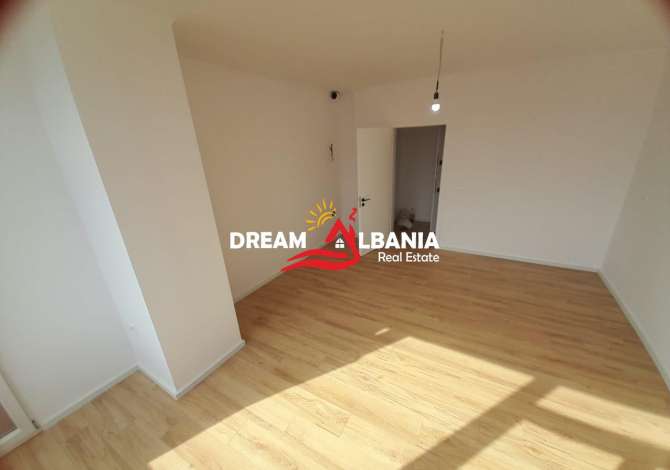 Shtepi ne shitje Apartament ne Tirane, 1+1, Mobilimi Bosh, pa mobiluar, Pagesa 138,000  Euro.