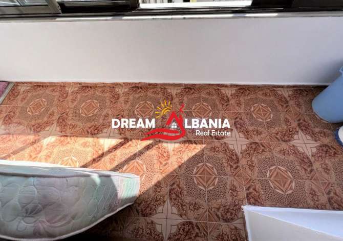 Shtepi ne shitje Apartament ne Tirane, 3+1, Mobilimi Bosh, pa mobiluar, Pagesa 130,000  Euro.