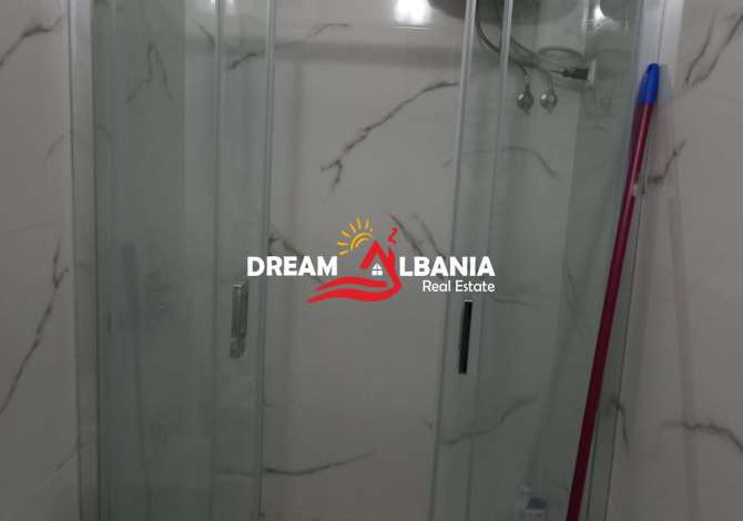 Shtepi ne shitje Apartament ne Tirane, 3+1, Mobilimi E mobiluar, Pagesa 135,000  Euro.