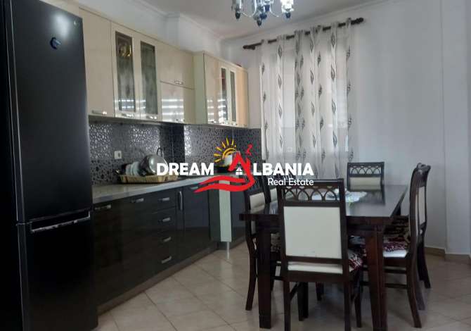 Shtepi ne shitje 3+1 ne Tirane - 135,000 Euro