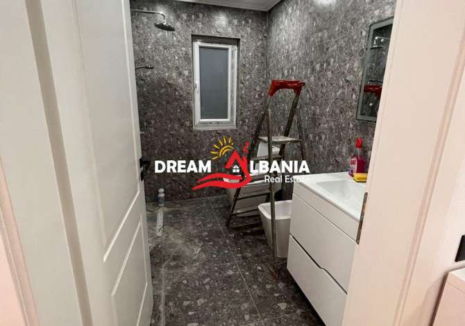 Shtepi me qera Apartament ne Tirane, 3+1, Mobilimi E mobiluar, Pagesa 750  Euro.