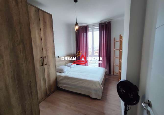 Shtepi ne shitje Apartament ne Tirane, 1+1, Mobilimi E mobiluar, Pagesa 145,000  Euro.