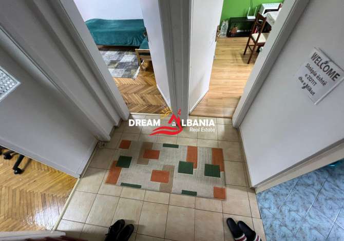 Shtepi ne shitje Apartament ne Tirane, 2+1, Mobilimi Bosh, pa mobiluar, Pagesa 145,000  Euro.