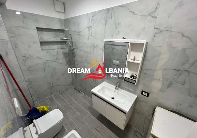 Shtepi ne shitje Apartament ne Tirane, 2+1, Mobilimi E mobiluar, Pagesa 120,000  Euro.