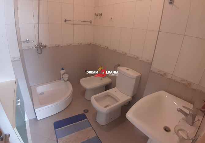 Shtepi ne shitje  ne Tirane, 3+1, Mobilimi E mobiluar, Pagesa 99,900  Euro.