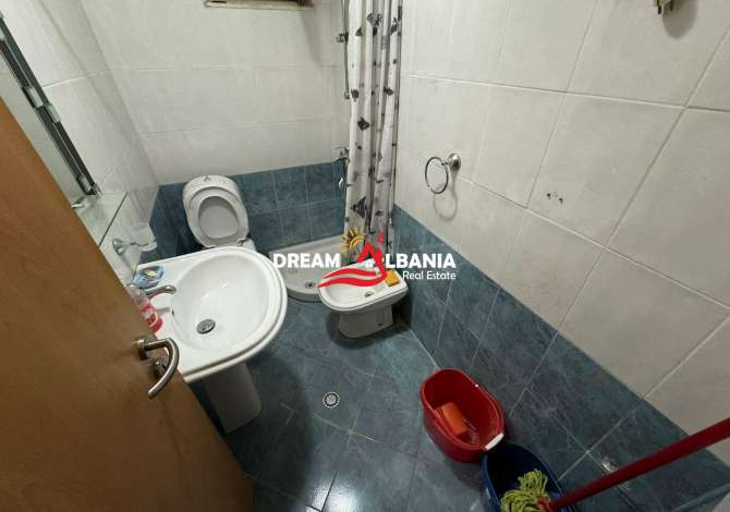 Shtepi me qera Apartament ne Tirane, 2+1, Mobilimi E mobiluar, Pagesa 700  Euro.