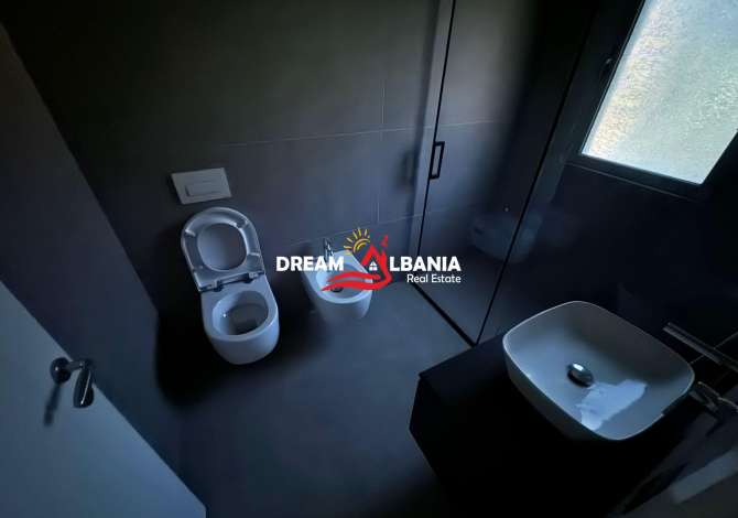 Shtepi ne shitje Apartament ne Tirane, 2+1, Mobilimi E mobiluar, Pagesa 170,000  Euro.