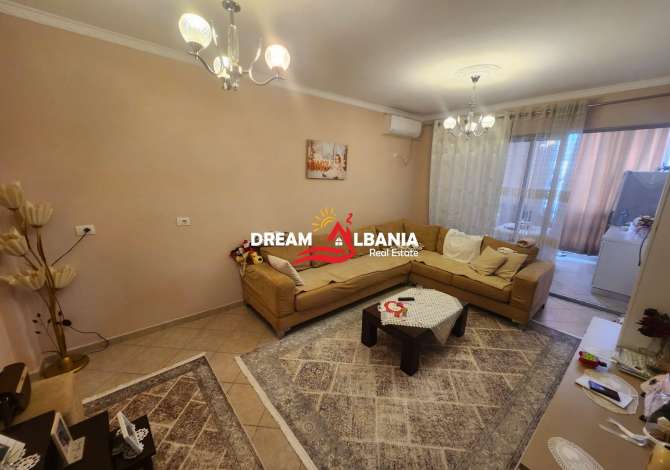 Shtepi ne shitje Apartament ne Tirane, 1+1, Mobilimi E mobiluar, Pagesa 73,000  Euro.